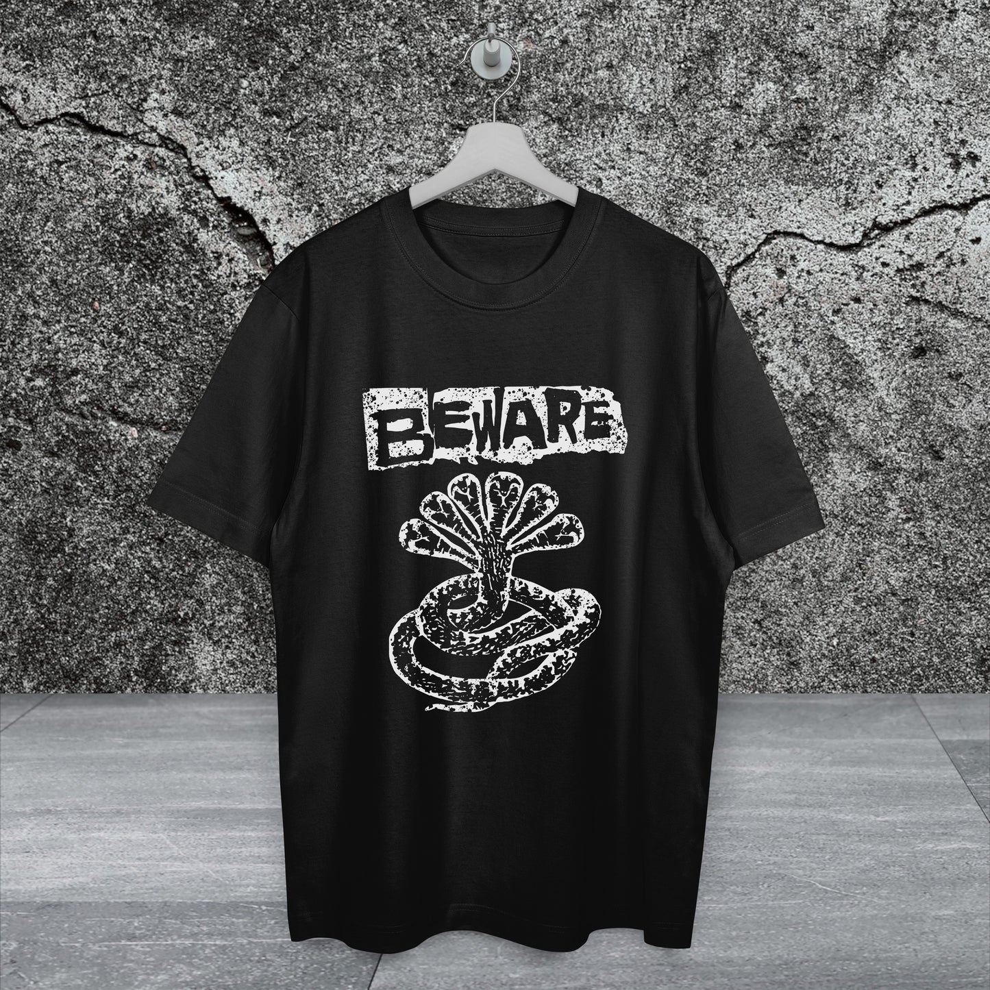 Beware Cobra - Heavy Oversized Organic Shirt